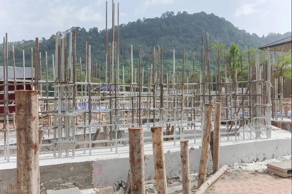 2025年建筑资质如何办理延期?